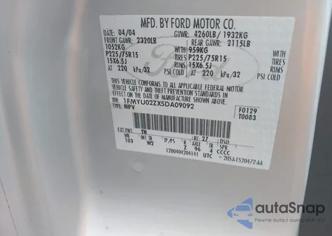 2005 Ford Escape Xls z USA, uszkodzony, nr VIN 1FMYU02ZX5DA09092